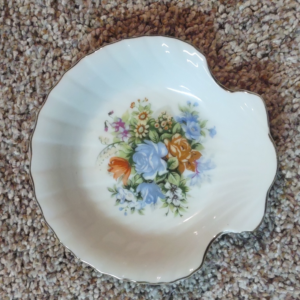 Prestige Shell Soap Dish